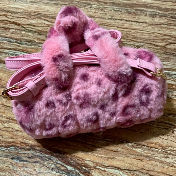 Juicy Couture - Picture 5 of 13